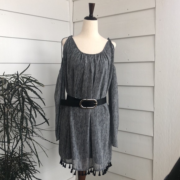Cold-shoulder tunic/dress, size L, fully lined, light fabric, fun & pretty - Picture 10 of 12